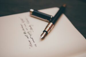 Lectores no expertos prefieren la poesía hecha con IA que la de grandes autores