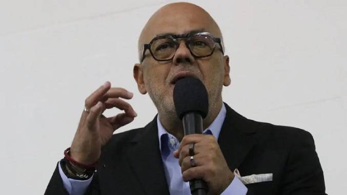 "Levantamos la voz contra el fascismo"