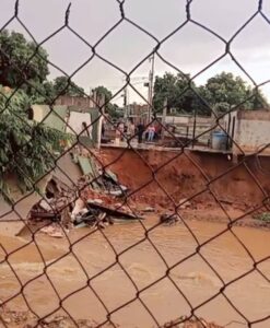 Lluvias en Zulia deja inundaciones y derrumbe de vivienda (+foto)