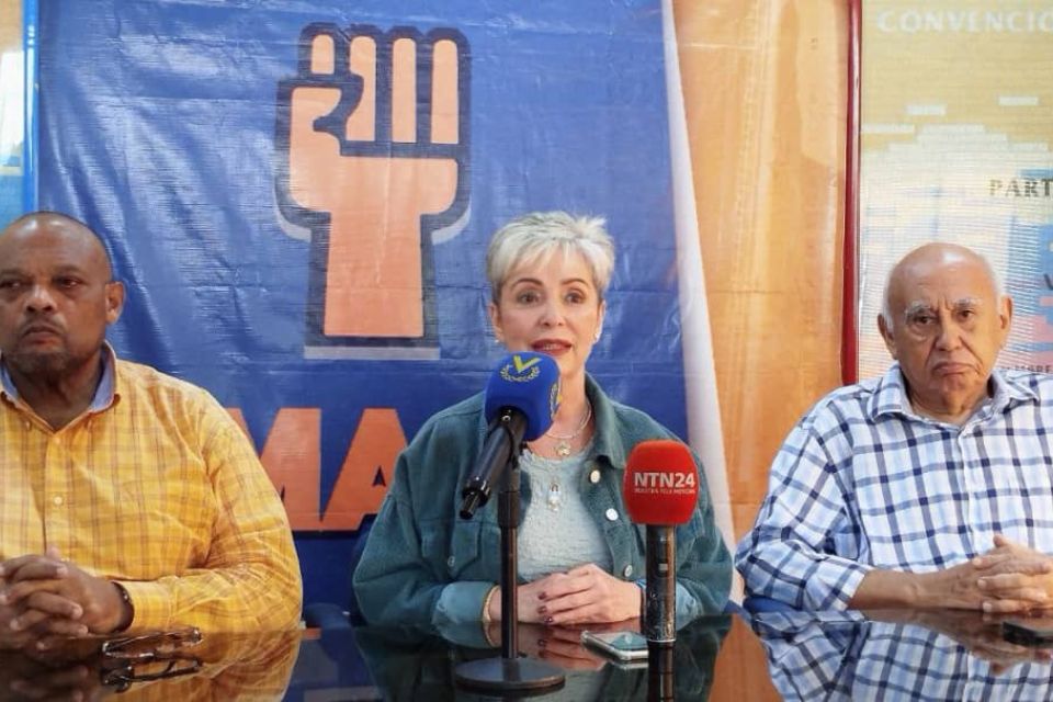 MAS exige amnistía general para lograr la reconciliación en el país