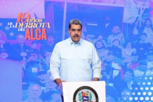 Maduro acusó a EE. UU. de promover modelo económico fascista