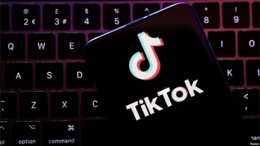 Maduro da 72 horas a TikTok para eliminar retos virales de Venezuela - AlbertoNews