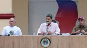 Maduro pide mantener "combate frontal" contra bandas criminales