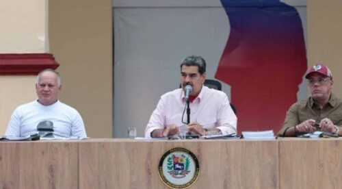 Maduro pide mantener "combate frontal" contra bandas criminales