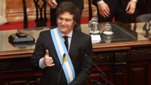 Milei presentará otro proyecto que evite gobernar a condenados