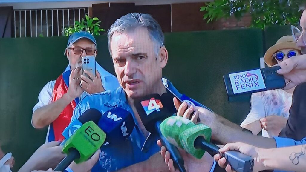 Ni se me ocurre bajar los brazos, pase lo que pase, afirmó Yamandú Orsi