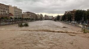 Nueva DANA deja más de 4.000 desalojados y cortes de tráfico