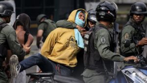 Observatorio de Prisiones pide libertad para estudiantes detenidos en protestas postelectorales