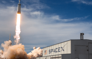 Otros 20 satélites de SpaceX fueron lanzados al espacio