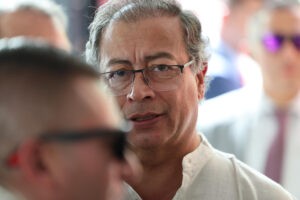 Petro dice que elecciones en Venezuela fueron "un error" y que ya no hay bloque para presionar a Maduro