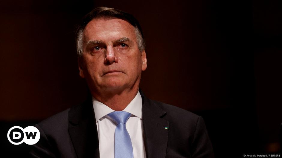 Policía brasileña presenta cargos contra Jair Bolsonaro – DW – 21/11/2024