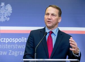 Polonia respaldó el posible uso de misiles estadounidenses contra Rusia: “Biden respondió con un lenguaje que Putin entiende” - AlbertoNews