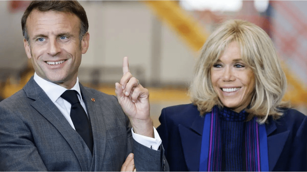 Quién es Brigitte Macron, la esposa del presidente de Francia Emmanuel Macron que se reunió con Javier Milei