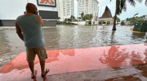 Rafael avanza en el Caribe con fuertes lluvias