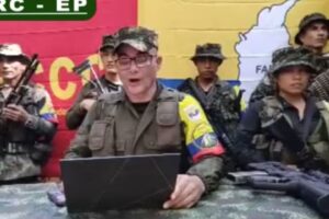 Reapareció ‘Iván Mordisco’ tras atentado en El Plateado y envió mensaje a Gustavo Petro