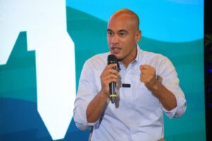 Retos virales se cobraron la vida de dos jóvenes, según Héctor Rodríguez