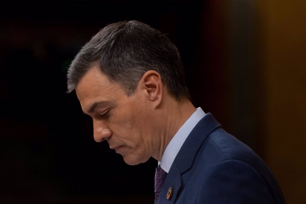 Sánchez anuncia 2.274 millones para reponer el parque móvil y el tejido productivo afectado por la DANA