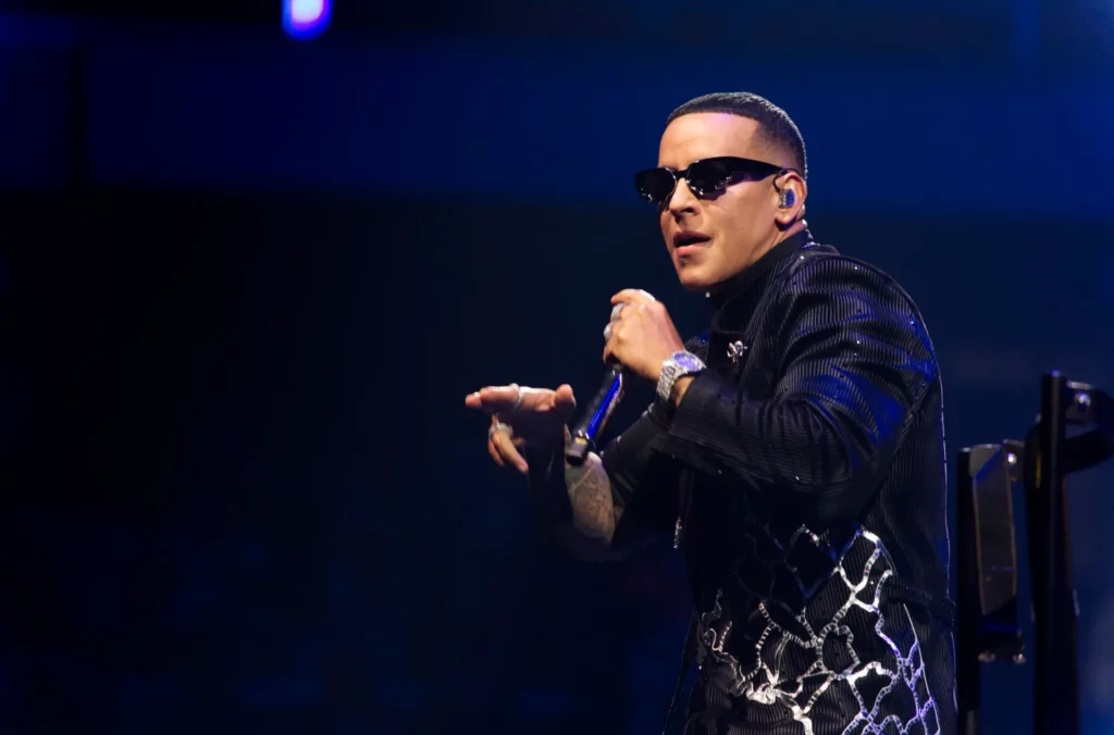 Sprite y Daddy Yankee se unen para promover el turismo en Puerto Rico con latas especiales - AlbertoNews
