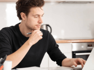 Tome nota: una serie de consejos para cuidar su salud si realiza trabajo remoto | Empleo | Economía