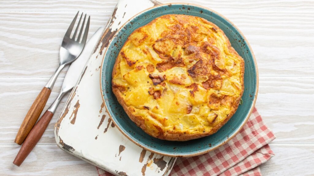 Tortilla dulce de pan, una receta típica de Galicia con la que darle una segunda vida a la comida