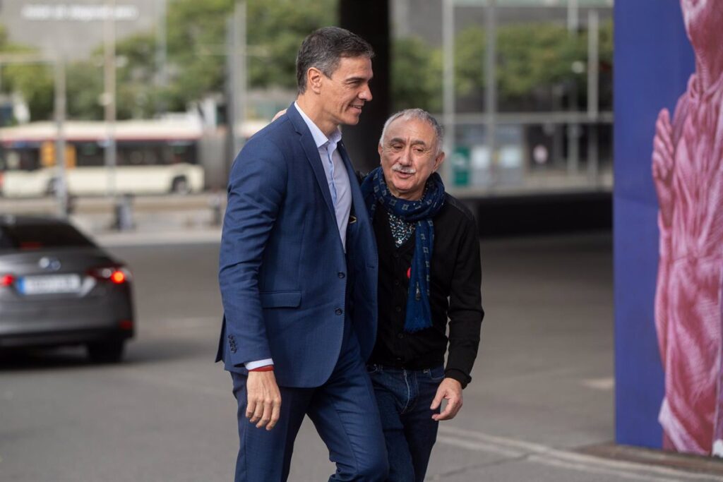 "Tres años más y los que vienen"