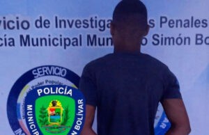 Tres jóvenes detenidos por prenderle fuego a una casa