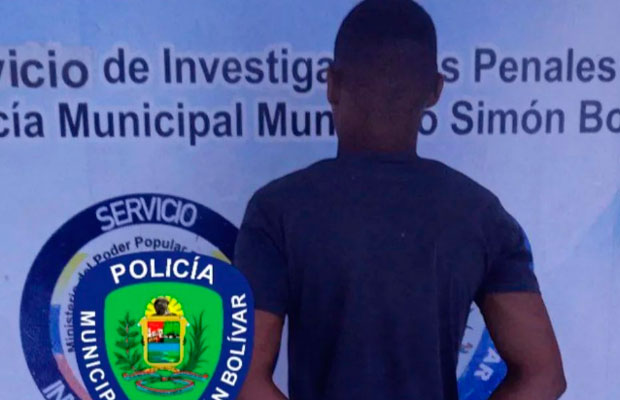 Tres jóvenes detenidos por prenderle fuego a una casa