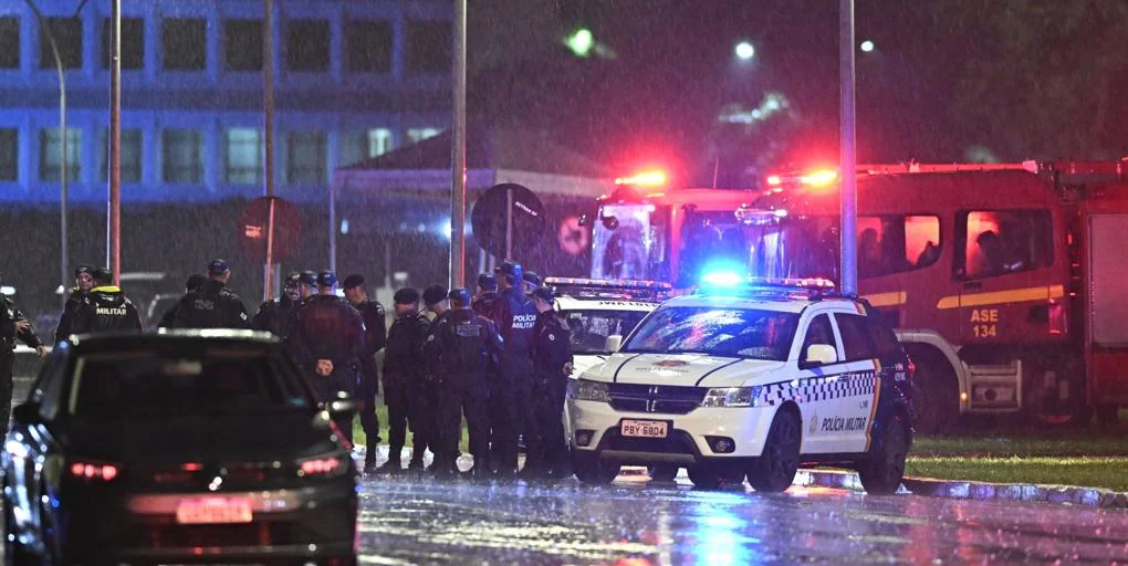 Un hombre muere tras provocar varias explosiones al intentar entrar en la Corte Suprema de Brasil