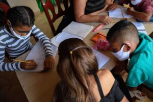 Unicef alerta sobre peligros de la infancia en 2050
