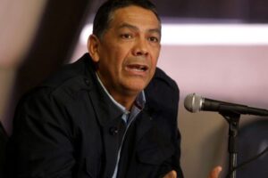 William Castillo: "Si Trump aprende su lección de fracaso, se restablecerán relaciones"