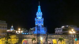 cable aéreo para conectar Puerto de cruceros con Centro Histórico