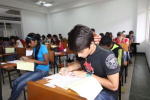 el principal motivo de los universitarios para graduarse, según encuesta – Diario La Nación