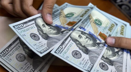 este viernes supera los 44 bolívares