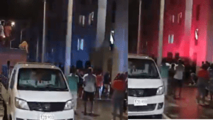 marcha de menores de edad y una velatón por la muerte de niña de 5 años, tras ser arrojada por su papá desde un tercer piso en Jamundí