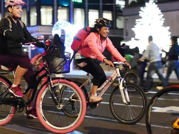 ¿Cuándo será la próxima ciclovía nocturna en Bogotá? Horarios y cierres de calles | Regiones | Economía