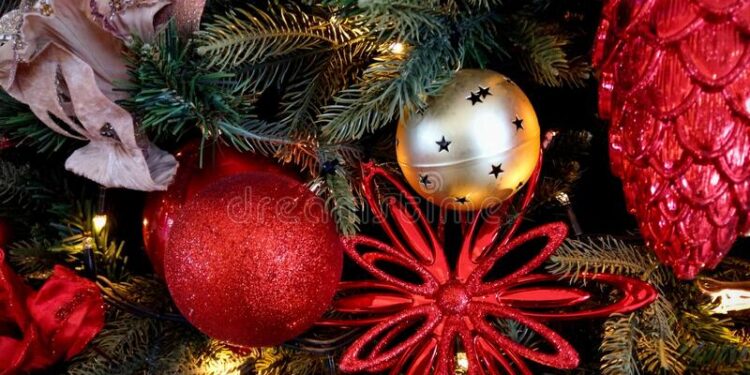 ¿Lo sabías? Este es el verdadero significado de los adornos del arbolito navideño - AlbertoNews