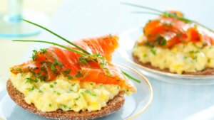 cinco ideas con salmón ahumado para Navidad