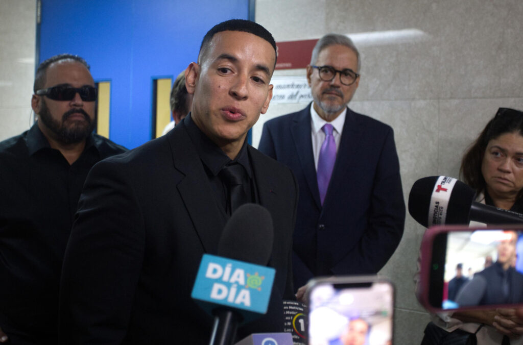 Daddy Yankee pide "desacato" contra su esposa y cuñada por incumplir acuerdo judicial