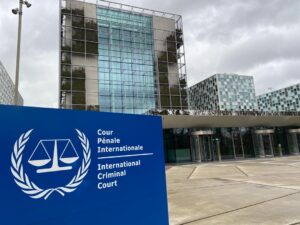 AP: Destacado abogado de derechos humanos renuncia a la CPI por falta de procesamiento en Venezuela - AlbertoNews