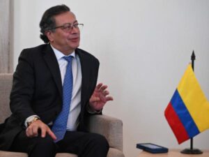 Alertas que lanzó la Flip por el uso que el presidente Petro hace de la red social X | Gobierno | Economía
