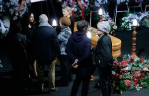 Amigos y compañeros de Marisa Paredes la despiden desde el Teatro Español