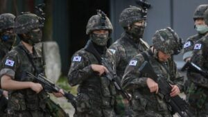 Arrestan formalmente al exministro de Defensa surcoreano, acusado de insurreción por la ley marcial - AlbertoNews