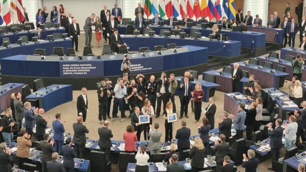 Así fue la ceremonia de la entrega del Sájarov a Machado y González Urrutia