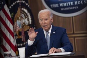 Biden resalta que Trump puede aprender de la "decencia" del fallecido expresidente Carter - AlbertoNews