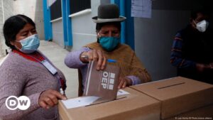 Bolivia desarrolla atípica elección de altos jueces – DW – 16/12/2024