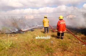 Bomberos de El Tigre sofocaron dos incendios de vegetación el viernes
