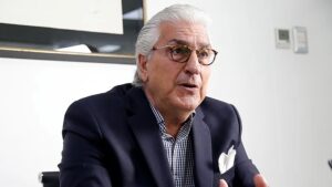 Braulio Jatar, abogado venezolano sobre la xenofobia en Chile: Usan bots en redes que buscan generar confrontación - AlbertoNews