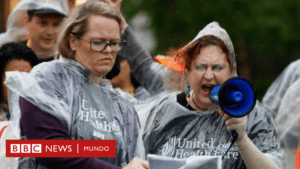 Brian Thompson: cómo el asesinato en Nueva York del director de la mayor aseguradora de EE.UU. revela la ira de muchos ciudadanos contra el sistema de salud privado