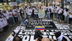 Cartas de presos políticos en Venezuela cuentan los "horrores" de su encarcelación