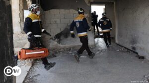 Cascos blancos llegan a prisión de Sednaya – DW – 09/12/2024